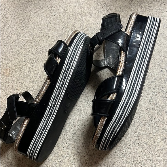 Stuart Weitzman Black and White Women's platform sandals size 7.5 - Picture 4 of 13